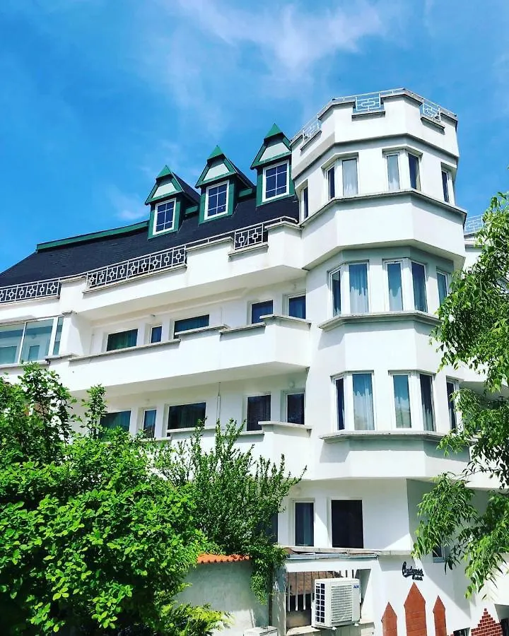 Hotel The White House Plowdiw 2*,