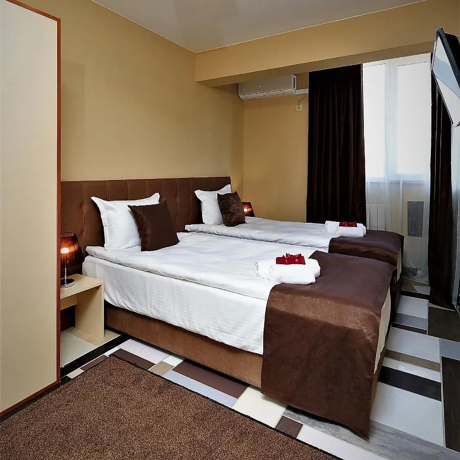 Hotel The White House 플로브디프